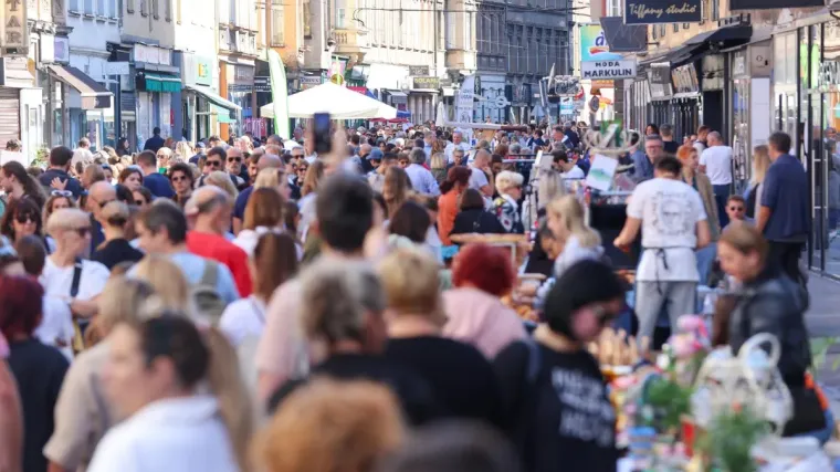 Virus koji je zaustavio svijet i dalje hara, pozitivan svaki četvrti: 'Imamo 3656 oboljelih'