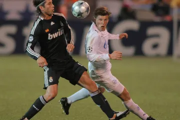 Legendarni nogometaš ženama bi zabranio vožnju, a Real Madrid ne podnosi