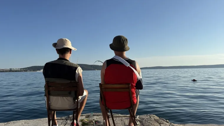 Elvis Sršen i Saša Antić o zajedničkom hitu: 'Uhvatio je dobru zafrkanciju na snimanju i lip kolorit'