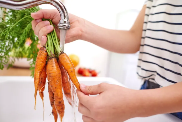 Mrkva vam se svaki put brzo pokvari? Napravite ovo i ostat će duže svježa i hrskava