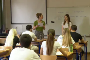 Jednoumlje, rodna ideologija, jezično inženjerstvo: Crkva protiv zdravstvenog odgoja. Sjećate se što je bilo 2013.?