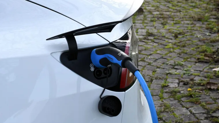 Euro 7 donosi velike promjene: Vozačima električnih automobila i hibrida ovo se neće svidjeti