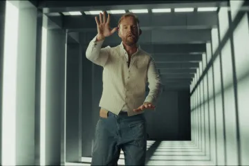 Saša Lozar novim singlom 'S nama sve počinje' unosi svjetlo u jesenske dane