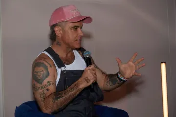 Pop zvijezda otvoreno o borbi s još jednom dijagnozom: 'I dalje mi je neugodno u vlastitoj koži'