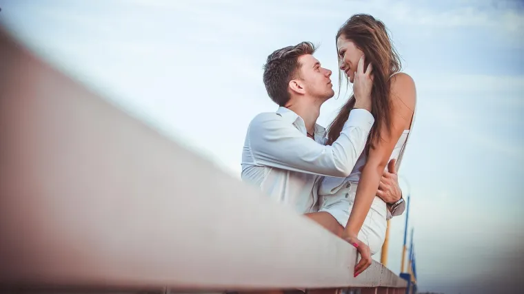 Djevojke, ako su vam dečki među ovim znakovima, sretnice ste: Partneri za poželjeti...