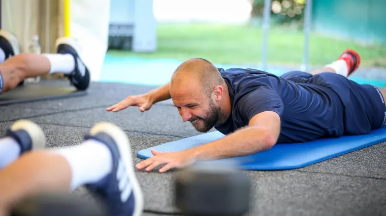 Dinamo objavio: Pogledajte što igrači rade u hotelu u Beogradu