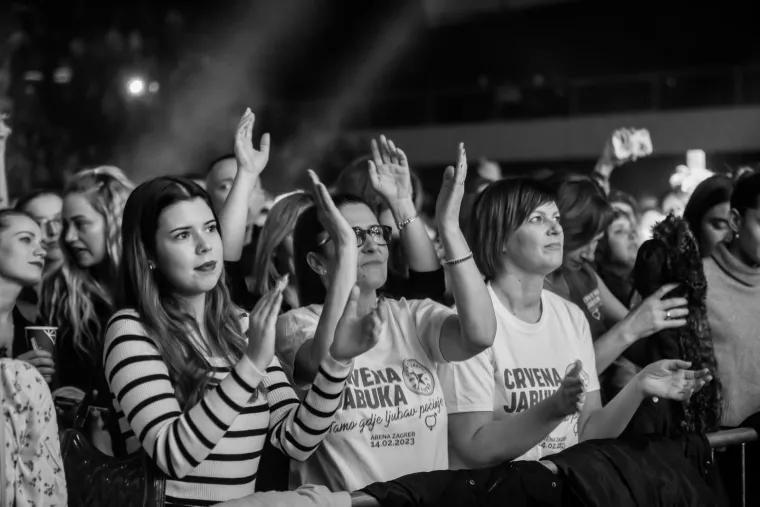 Njihova najveselija noć pretvorila se u najtragičniju: A nije trebao biti u tom autu...