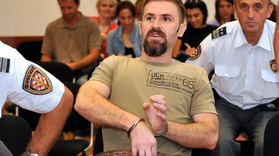 Brutalni plaćeni ubojica 'Zver' dao intervju za Dosje Jarak: Otkrio zašto je počeo ubijati