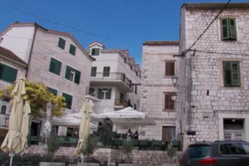 Nikad bolja sezona, nikad više gostiju, a ni kuća s bazenom: Turisti preporodili Imotski