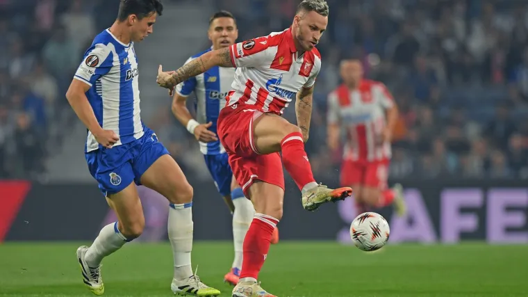 Navijači Porta slave bivšeg hajdukovca nakon sukoba sa srpskim prgavcem: 'Zmaj se nikad ne povlači'