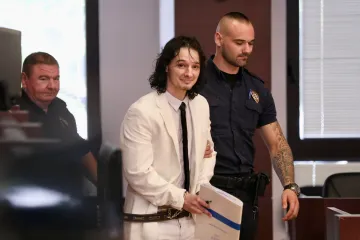 Zavadlav je još kao dječak bio poznat policiji, a snimljen je i na izviđačkom izletu