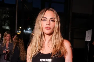 Caru Delevingne nisu prepoznali na ulazu na reviju u Parizu: 'Ovo je suludo!'