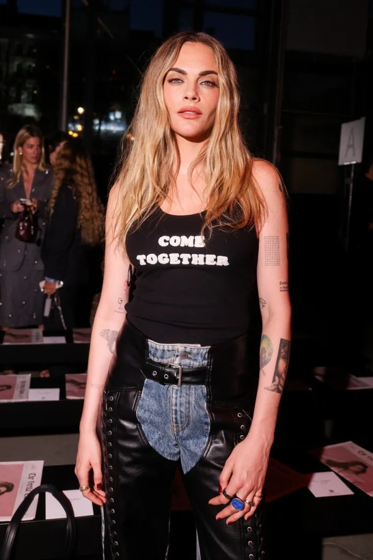 Caru Delevingne nisu prepoznali na ulazu na reviju u Parizu: 'Ovo je suludo!'