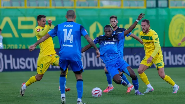 Rasistički skandal obilježio je prvu utakmicu kola, oglasio se i Savez