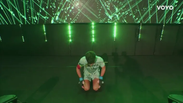 Ovako je Izraelac krenuo prema kavezu, nećete vjerovati što je držao u ustima