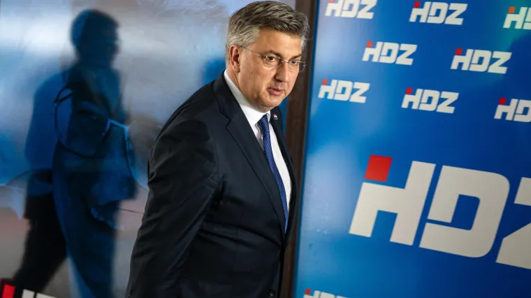 Plenković mladim HDZ-ovcima: 'Dokažite se kroz politički fight, nemojte spavati u zavjetrini'
