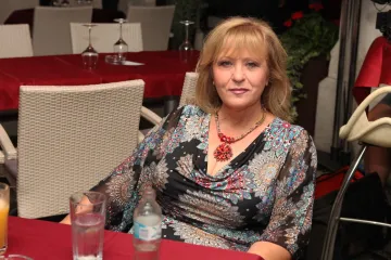 Objava koja slama srce: Meri Cetinić prisjetila se prerano preminule kćeri Ivane