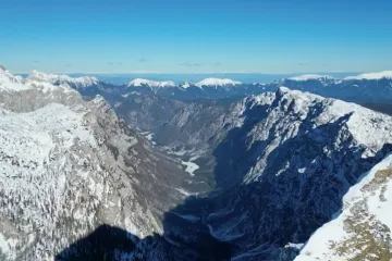 Stručnjak za lavine: 'Nisu uobičajene za ovo doba godine, a kritična masa snijega i vjetra učinila je ovu kobnom'