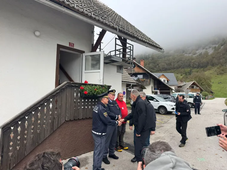 Tijela stradalih prebacili u Ljubljanu, poruke prijatelja slamaju srce: 'Zajedno i u vječnosti'