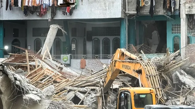 Crne sumnje se obistinile: Broj mrtvih nakon urušavanja škole porastao na 50