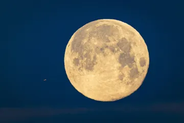 Stiže Lovački pun Mjesec: Ovi znakovi prolazit će kroz teške promjene, neke čekaju i prekidi veza