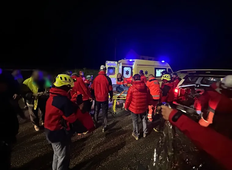 Nestala žena spašena iz hladne rijeke: Uočio ju prolaznik, iz Dobre ju izvukao HGSS