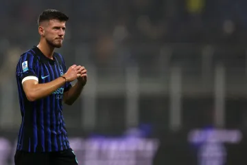 Emotivni trenutak na Meazzi: Sučić darovao dres treneru koji ga je stvorio