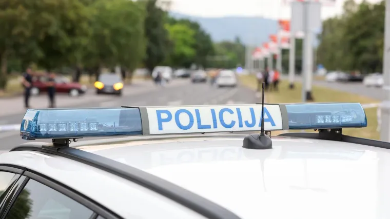 Policija našla još dvojicu maloljetnih nasilnika sa Savskog mosta: Vršnjaka izvukli iz busa i mlatili ga
