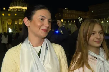 Čak 10 tisuća Hrvata uputilo se u Vatikan: Razgovarali smo s onima koji su već tamo