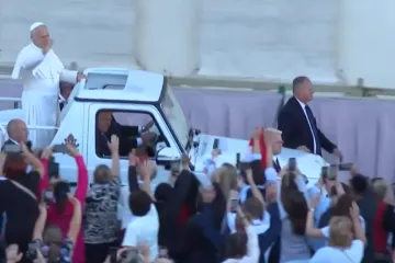 Papa na dar dobio jaslice od školjki iz Dunava, iz Jadrana i s Floride: Evo otkud ideja!