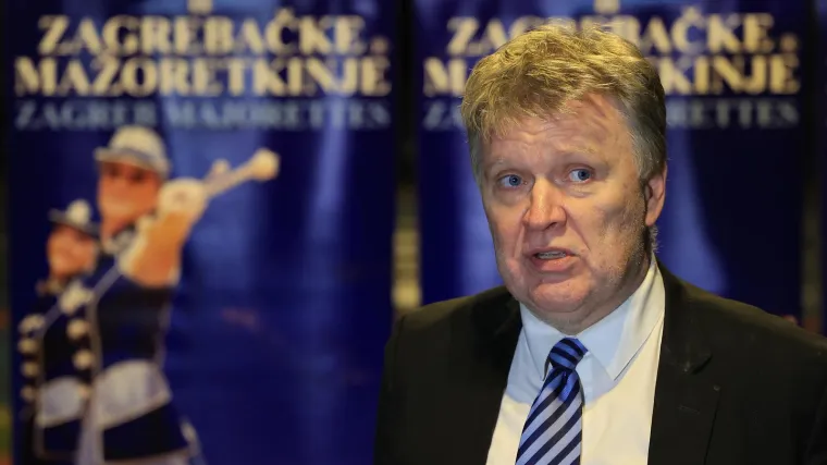 Bivši šef zagrebačkih mažoretkinja vrijeđao umirovljenika pa dobio šakom u nos