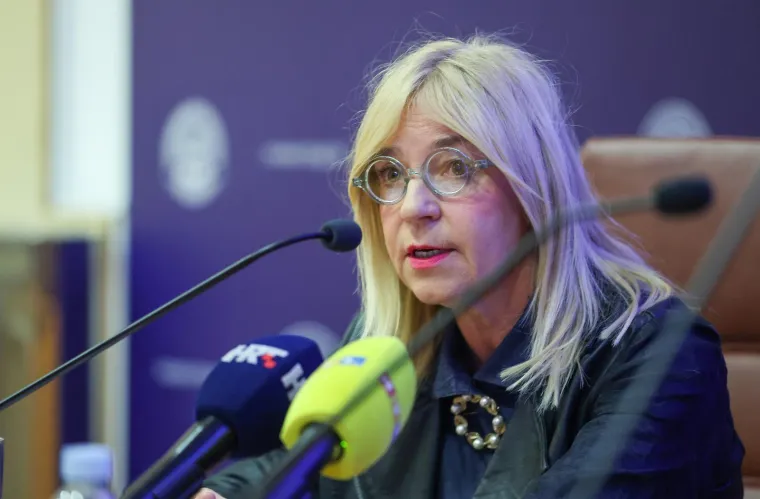 Država će vam čitati poruke na WhastAppu i Viberu? Chat control izazvao kaos, zašto je opasan?