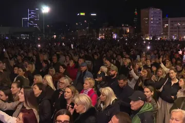 Donosimo atmosferu iz Sarajeva koje je noćas pjevalo Halidu! Nema tko nije znao stihove pjesama
