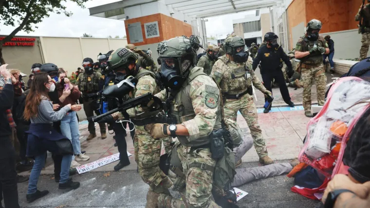 Trump raspoređuje vojsku, prijeti li SAD-u građanski rat? 'Teška kvalifikacija, ali...'