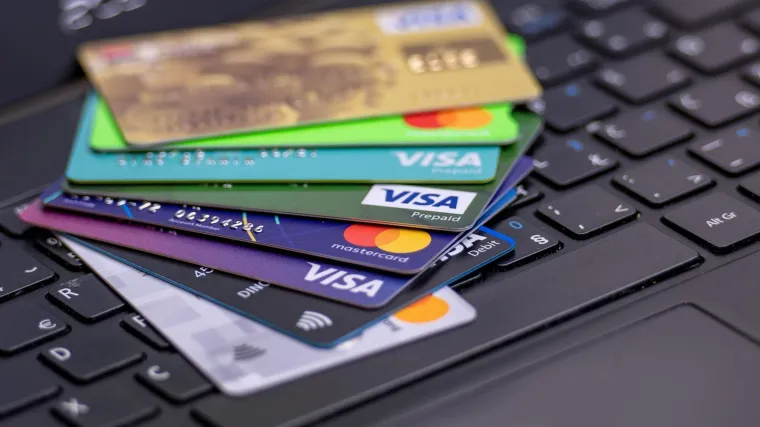 Golema novost u online plaćanju: Uvodi se 'semafor', evo što on znači kad ga vidite