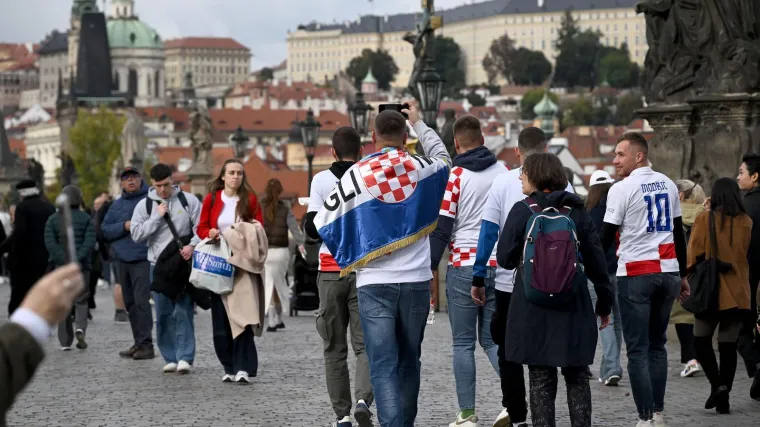 Objavljene upute za hrvatske navijače u Pragu: Policija će ih pratiti do stadiona!