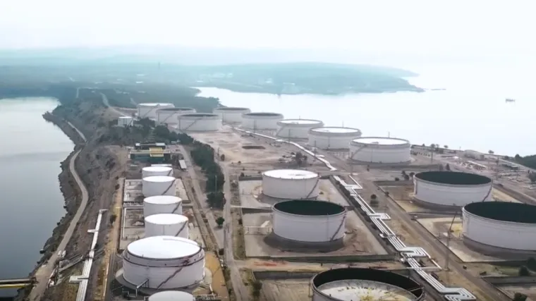 Energetski rat u regiji! Tko koga može kupiti i čija nafta teče čijim cijevima?