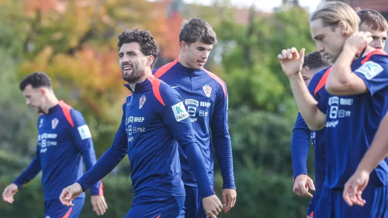 Dalić iznenadio potezom: Mladi branič HSV-a pridružuje se Olićevoj U-21 momčadi!