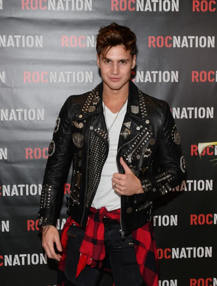 Preminuo poznati pjevač (29): Pratila ga četiri muškarca. Pokušao pobjeći, nije mu bilo spasa