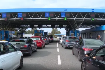 Na granicama počeli skenirati lica i uzimati otiske, ima mrzovoljnih: 'Ovo stvarno nije potrebno!'