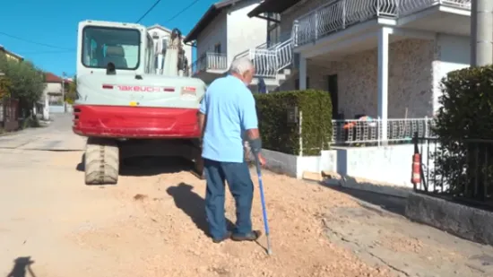 Očajni stanovnici riječkog naselja: Trudnice, bolesni i stariji zbog radova ne mogu autom do kuće