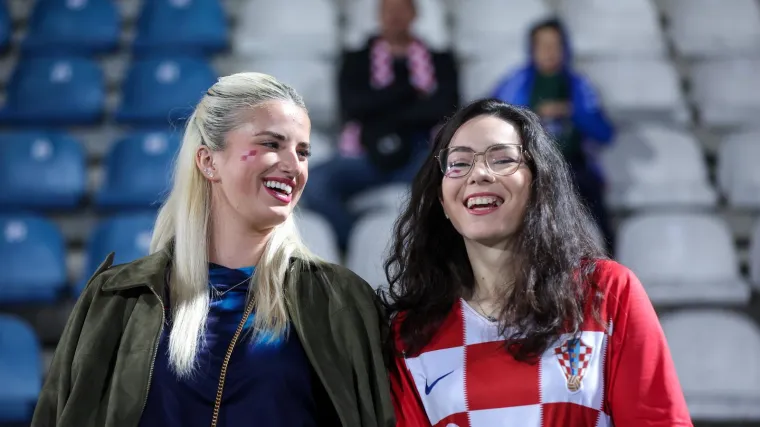 Navijači sigurni u visoku pobjedu: 'Odmah ćemo večeras osigurati plasman na SP'