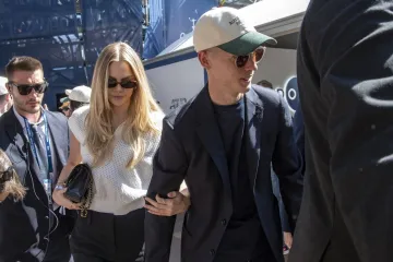 Djevojka Danija Olma završila na naslovnici: 'Ležala sam potpuno gola sedam sati'