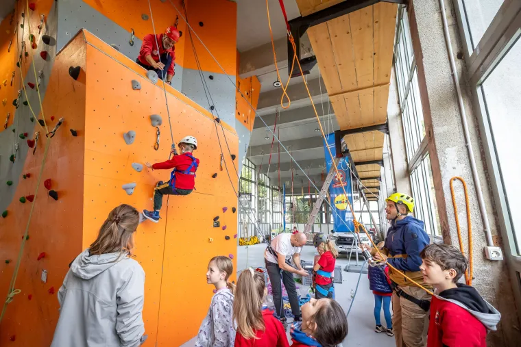 Više od 1500 malih heroja završilo školu u prirodi Lidla i HGSS-a