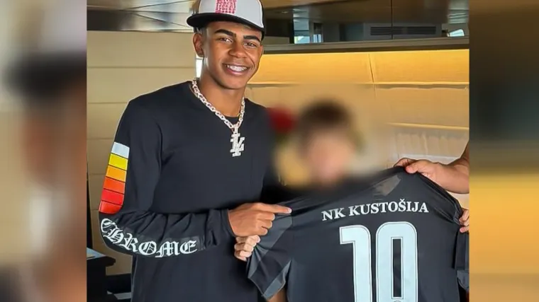 Jedan od najboljih nogometaša svijeta pojavio se s dresom NK Kustošije