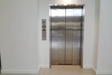 Zagrepčani umiru od smijeha na urnebesan natpis na liftu: Ovakvo nešto još niste vidjeli