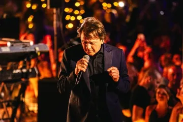 Cijena estrade uoči Nove godine: Neki pjevači uzimaju i po 1.000 eura po minuti