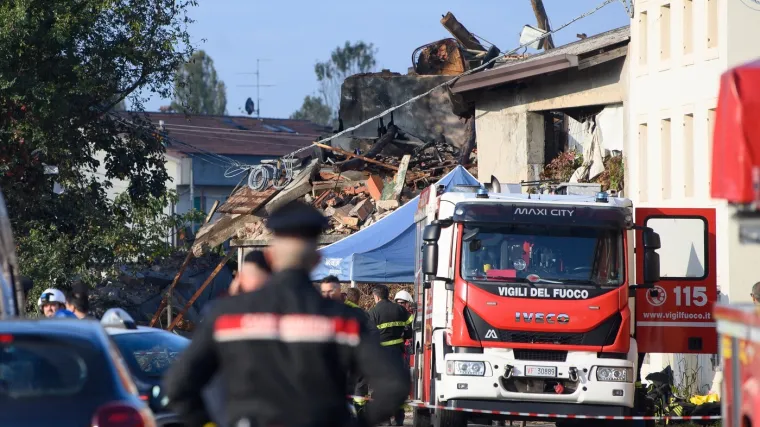 Digla kuću u zrak i ubila tri policajca, 15 ih je ozlijeđeno