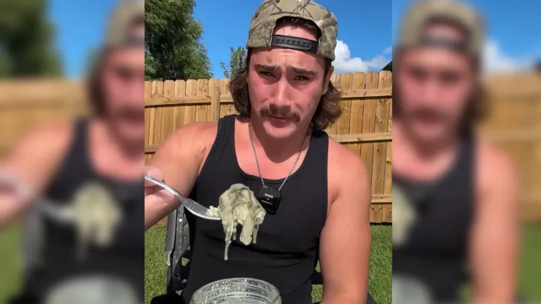 Pokušao je pojesti zalogaj smrdljivog tofua, nije mu bilo na kraj pameti kakve će muke uslijediti