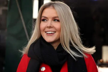 Ovo je glasnogovornica Donalda Trumpa koji ne može skinuti pogled s nje: 'To lice...te usne'